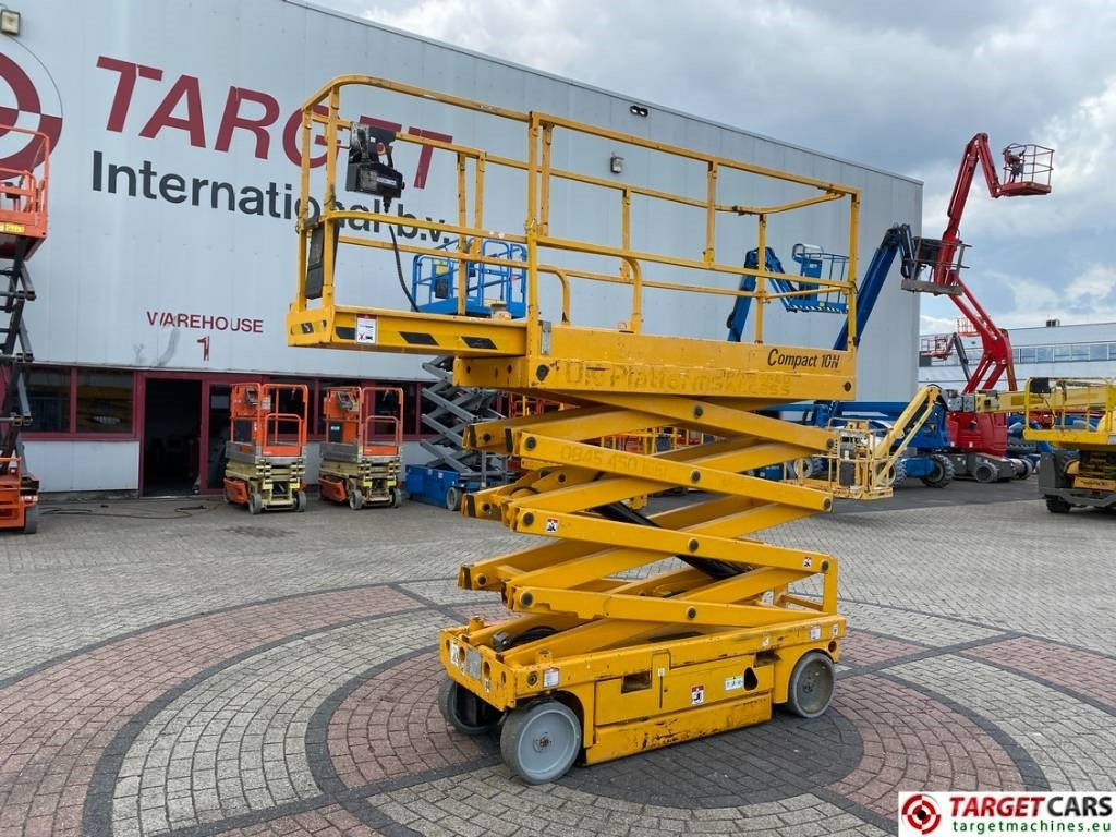 Ножична работна платформа Haulotte Compact 10N Electric Scissor Work Lift 1000cm: снимка 26