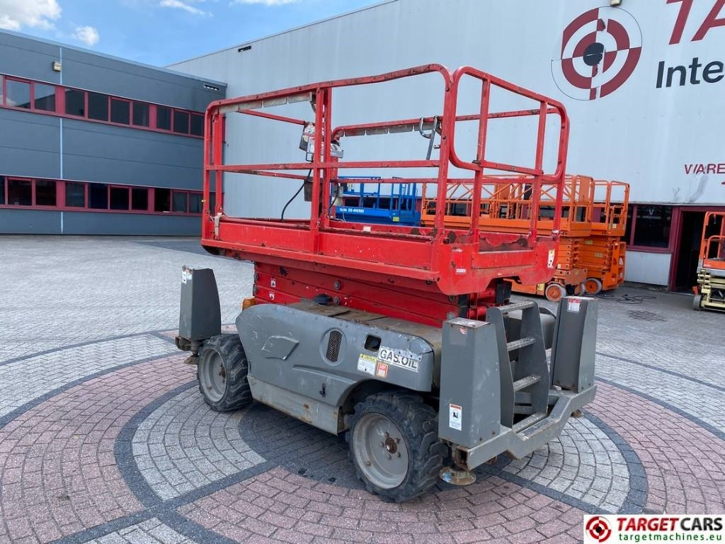 Haulotte Compact 12DX Diesel 4x4 Scissor Work Lift 1206cm - Ножична работна платформа: снимка 4 Haulotte Compact 12DX Diesel 4x4 Scissor Work Lift 1206cm - Ножична работна платформа: снимка 4