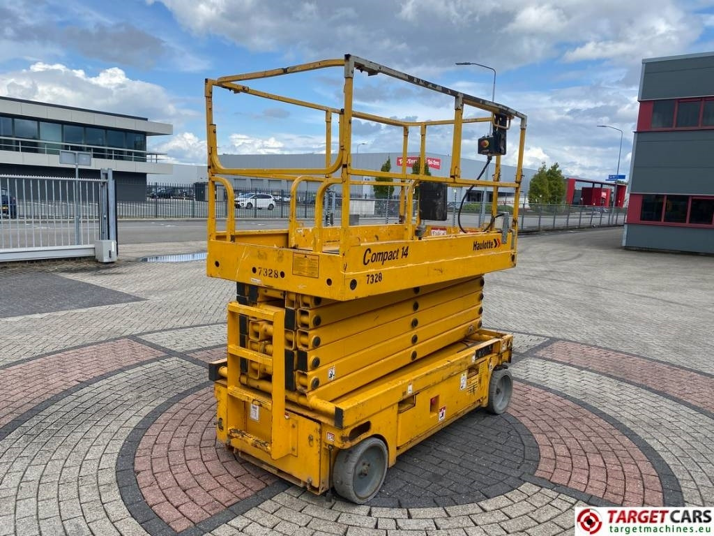 Haulotte Compact 14 Electric Scissor Work Lift 1385cm  - Ножична работна платформа: снимка 3 Haulotte Compact 14 Electric Scissor Work Lift 1385cm  - Ножична работна платформа: снимка 3