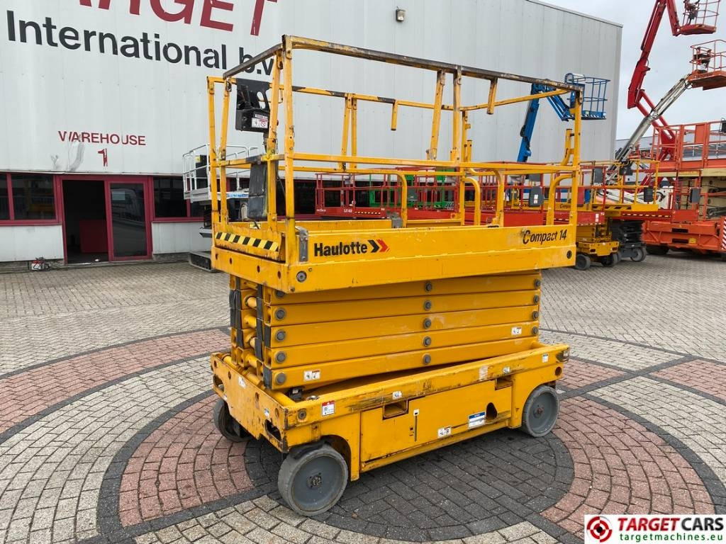 Haulotte Compact 14 Electric Scissor Work Lift 1385cm - Ножична работна платформа: снимка 1 Haulotte Compact 14 Electric Scissor Work Lift 1385cm - Ножична работна платформа: снимка 1