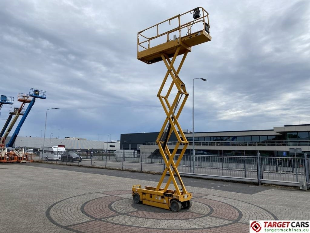 Ножична работна платформа Haulotte Compact 8 Electric Scissor Work Lift 818cm: снимка 7