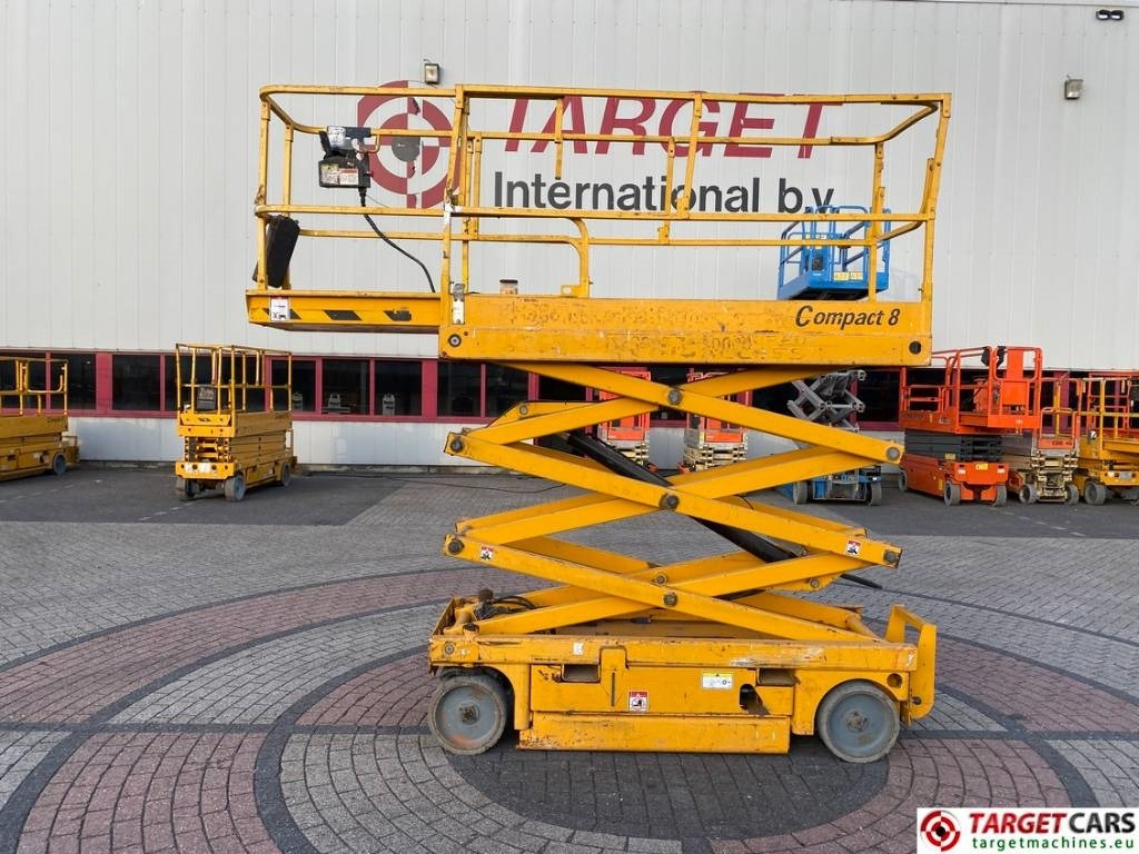 Haulotte Compact 8 Electric Scissor Work Lift 818cm - Ножична работна платформа: снимка 5 Haulotte Compact 8 Electric Scissor Work Lift 818cm - Ножична работна платформа: снимка 5
