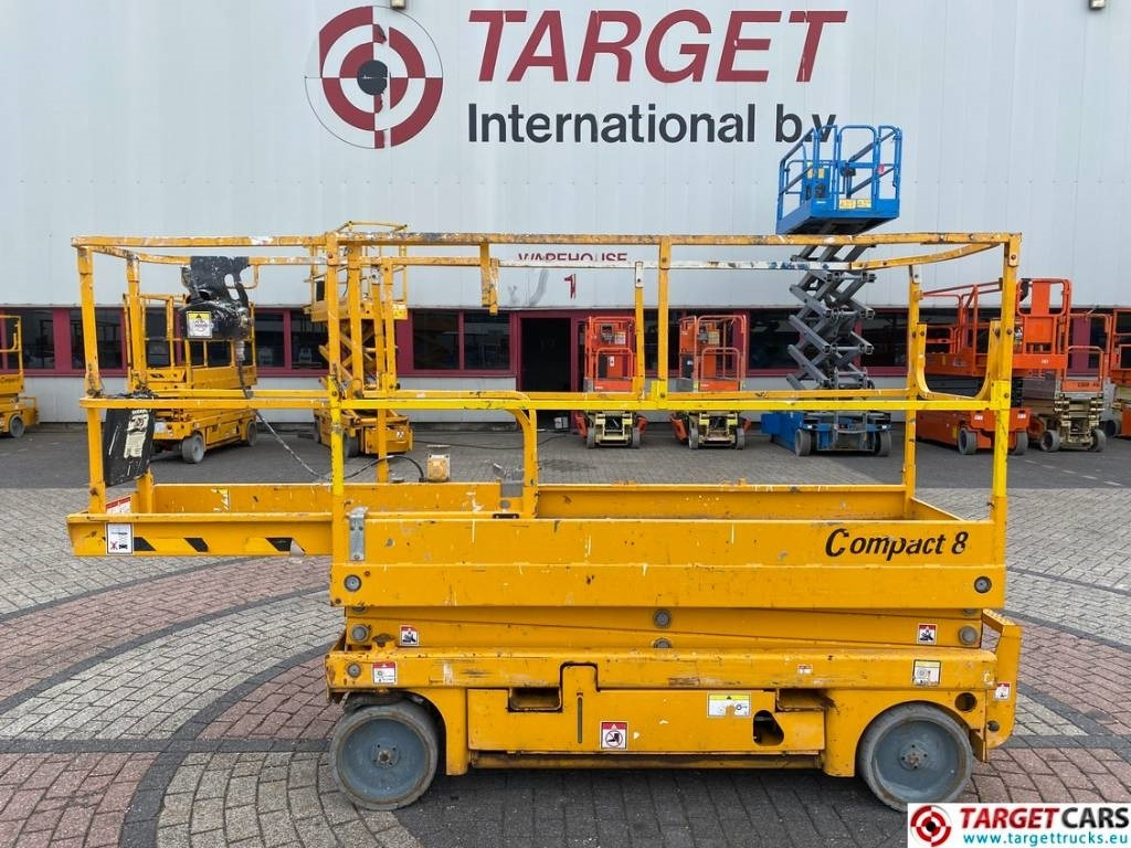 Haulotte Compact 8 Electric Scissor Work Lift 818cm - Ножична работна платформа: снимка 5 Haulotte Compact 8 Electric Scissor Work Lift 818cm - Ножична работна платформа: снимка 5