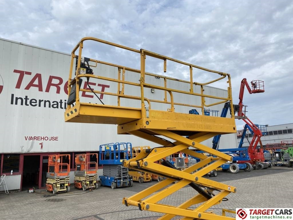 Ножична работна платформа Haulotte Compact 8 Electric Scissor Work Lift 818cm: снимка 18