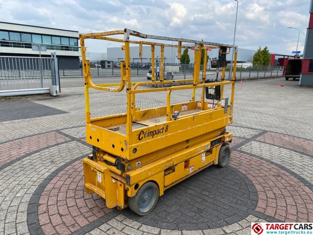 Haulotte Compact 8 Electric Scissor Work Lift 818cm - Ножична работна платформа: снимка 3 Haulotte Compact 8 Electric Scissor Work Lift 818cm - Ножична работна платформа: снимка 3