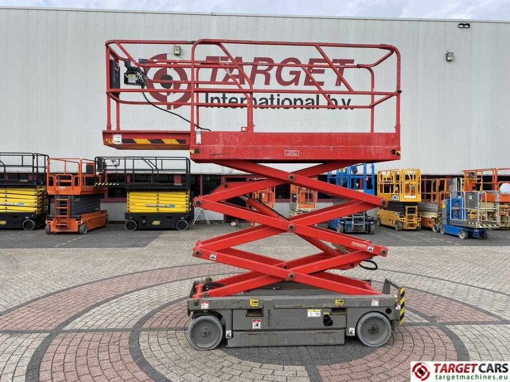 Haulotte Compact 8 Electric Scissor Work Lift 818cm - Ножична работна платформа: снимка 5 Haulotte Compact 8 Electric Scissor Work Lift 818cm - Ножична работна платформа: снимка 5