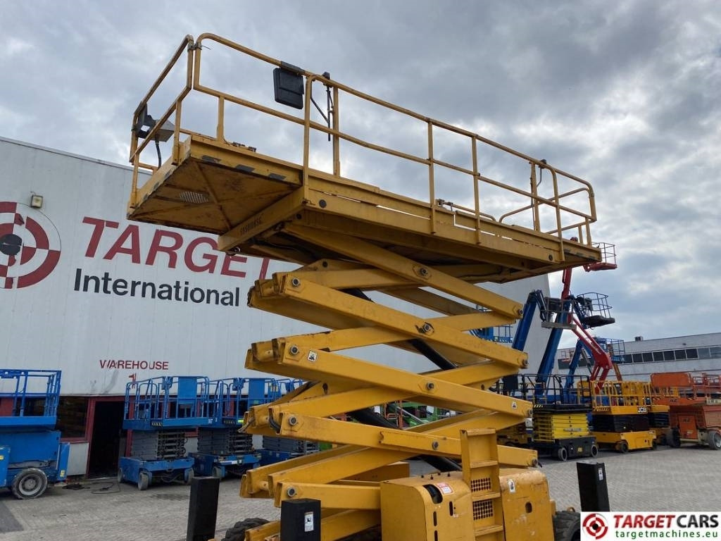 Ножична работна платформа Haulotte H18SXNT Diesel H18SX 4x4 Scissor Work Lift 1800cm: снимка 30