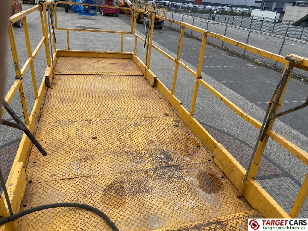 Ножична работна платформа Haulotte H18SXNT Diesel H18SX 4x4 Scissor Work Lift 1800cm: снимка 8