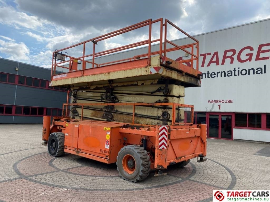 Holland Lift T210DL25 4WD Diesel T-210DL25 Scissor WorkLift 23M - Ножична работна платформа: снимка 4 Holland Lift T210DL25 4WD Diesel T-210DL25 Scissor WorkLift 23M - Ножична работна платформа: снимка 4