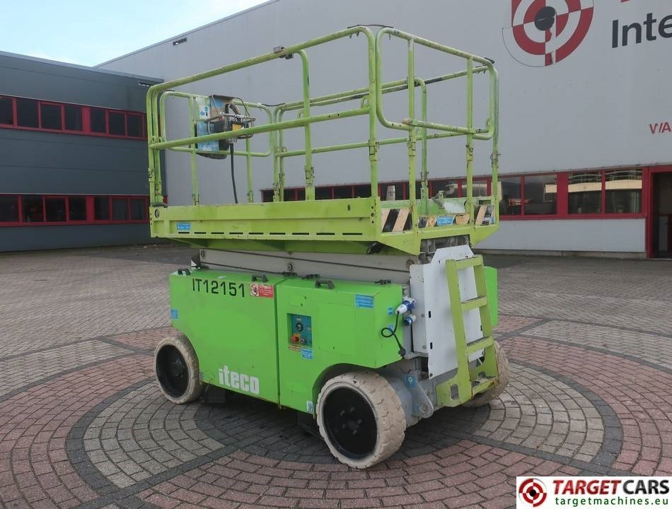 Iteco IT12151 Electric Scissor Work Lift 1380cm - Ножична работна платформа: снимка 4 Iteco IT12151 Electric Scissor Work Lift 1380cm - Ножична работна платформа: снимка 4