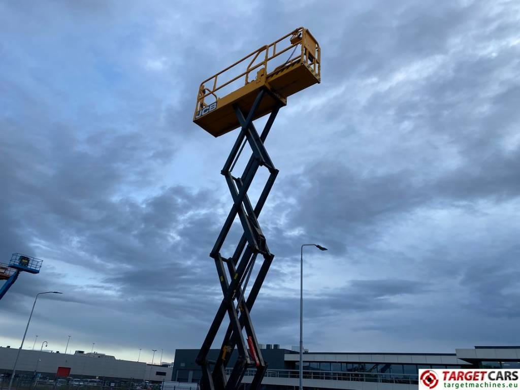 Ножична работна платформа JCB S2632E Electric Scissor Work Lift 1010cm: снимка 26
