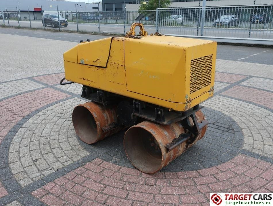 JCB Vibromax VM1500 Trench Compactor Roller 85cm - Пътен валяк: снимка 2 JCB Vibromax VM1500 Trench Compactor Roller 85cm - Пътен валяк: снимка 2