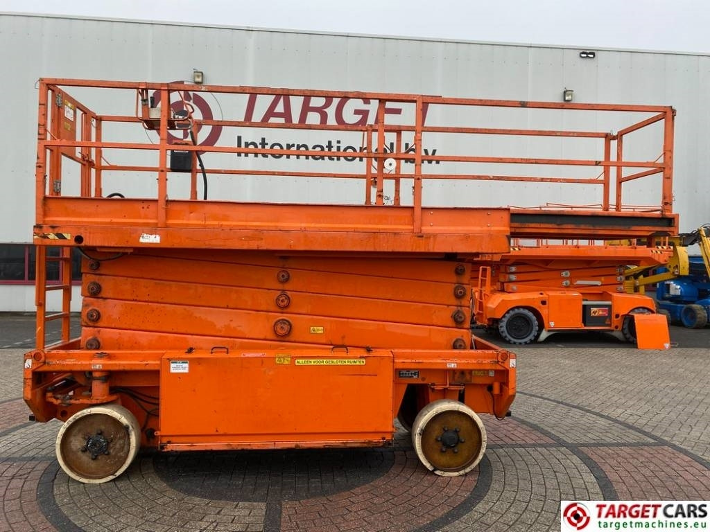 JLG 153-12 Liftlux Electric Scissor Work Lift 1730cm - Ножична работна платформа: снимка 5 JLG 153-12 Liftlux Electric Scissor Work Lift 1730cm - Ножична работна платформа: снимка 5