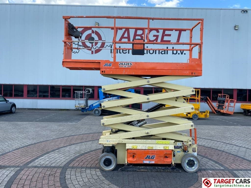 JLG 2632ES Electric Scissor Work Lift 977cm - Ножична работна платформа: снимка 5 JLG 2632ES Electric Scissor Work Lift 977cm - Ножична работна платформа: снимка 5