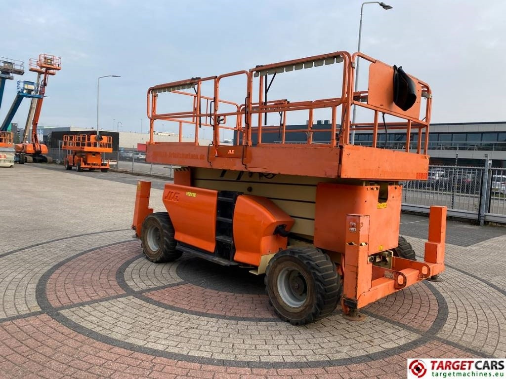 JLG 4394RT Diesel 4x4 Scissor Work Lift 1511cm - Ножична работна платформа: снимка 2 JLG 4394RT Diesel 4x4 Scissor Work Lift 1511cm - Ножична работна платформа: снимка 2