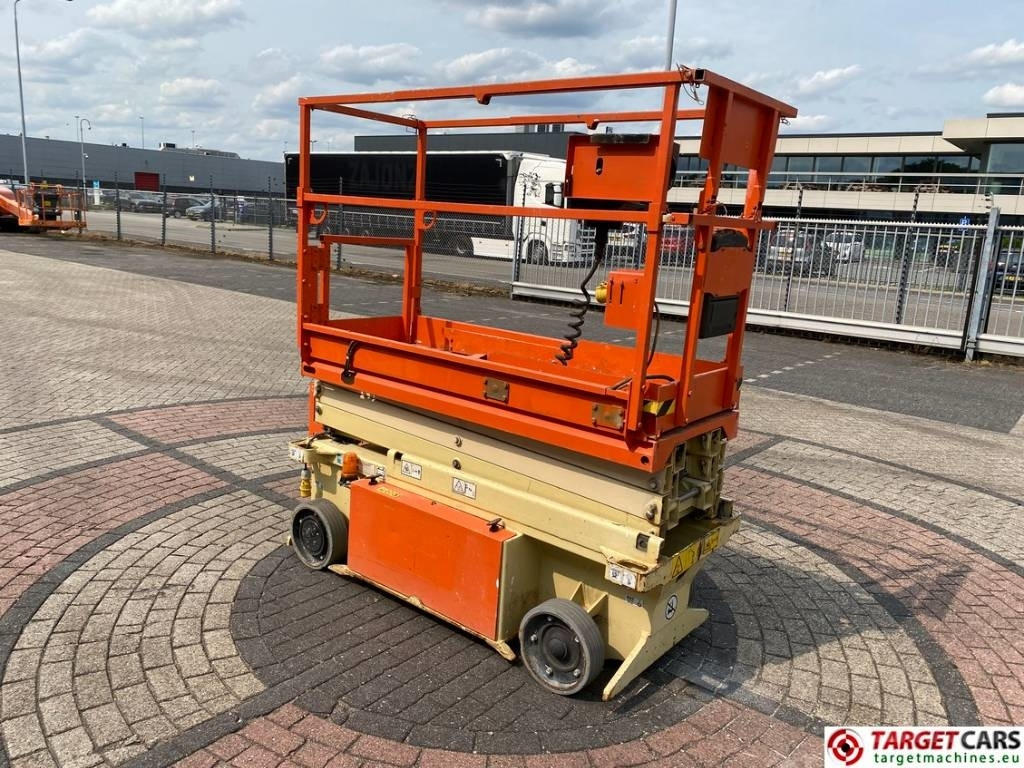 JLG 6RS Electric Scissor Work Lift 779cm - Ножична работна платформа: снимка 2 JLG 6RS Electric Scissor Work Lift 779cm - Ножична работна платформа: снимка 2
