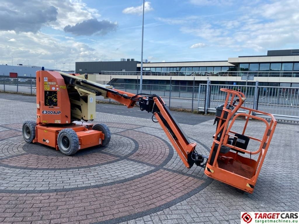 JLG E300AJP Jib Plus Articulated Boom Lift 11M DEFECT - Артикулираща платформа: снимка 2 JLG E300AJP Jib Plus Articulated Boom Lift 11M DEFECT - Артикулираща платформа: снимка 2