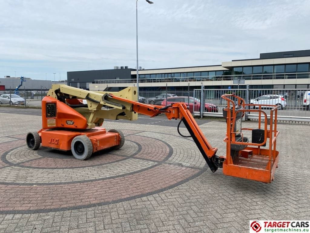 JLG E400AJPN Jib Plus Articulated Boom Lift 1419cm - Артикулираща платформа: снимка 2 JLG E400AJPN Jib Plus Articulated Boom Lift 1419cm - Артикулираща платформа: снимка 2
