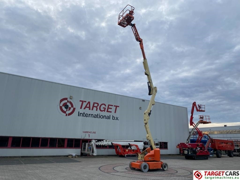JLG E400AJPN Jib Plus Articulated Electric BoomLift - Артикулираща платформа: снимка 5 JLG E400AJPN Jib Plus Articulated Electric BoomLift - Артикулираща платформа: снимка 5