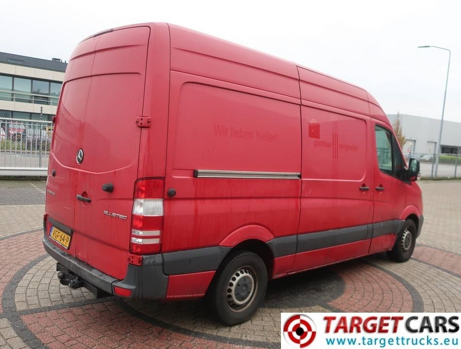 Mercedes-Benz 319CDI Sprinter L2H2 190HP Euro6 Trailer Hook 3.5T - Товарен бус: снимка 3 Mercedes-Benz 319CDI Sprinter L2H2 190HP Euro6 Trailer Hook 3.5T - Товарен бус: снимка 3