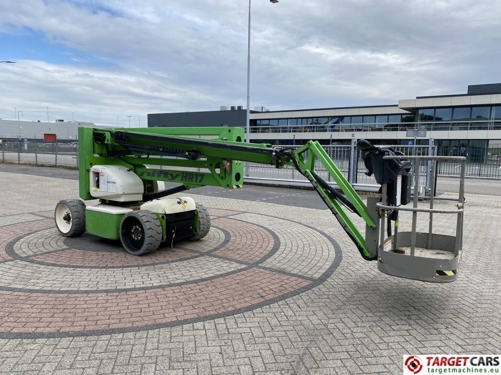 Niftylift HR17NE Electric Articulated Boom Work lift 1700cm - Артикулираща платформа: снимка 2 Niftylift HR17NE Electric Articulated Boom Work lift 1700cm - Артикулираща платформа: снимка 2