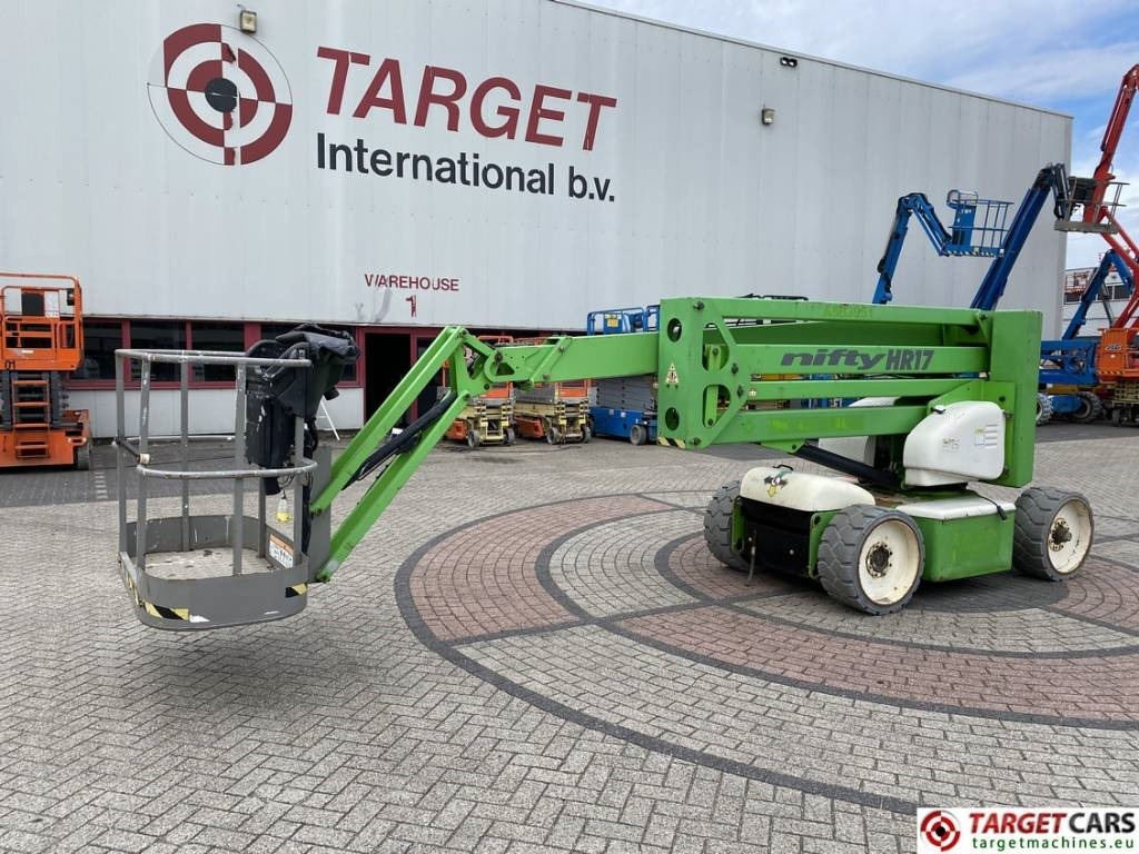 Niftylift HR17NE Electric Articulated Boom Work lift 1700cm - Артикулираща платформа: снимка 1 Niftylift HR17NE Electric Articulated Boom Work lift 1700cm - Артикулираща платформа: снимка 1