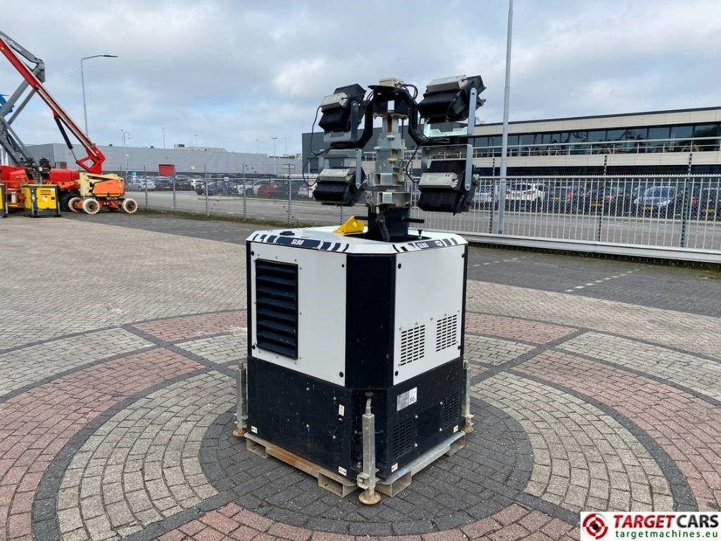 SMC SL80 Tower Light SL80K 4x300W Led - Осветителна кула: снимка 2 SMC SL80 Tower Light SL80K 4x300W Led - Осветителна кула: снимка 2