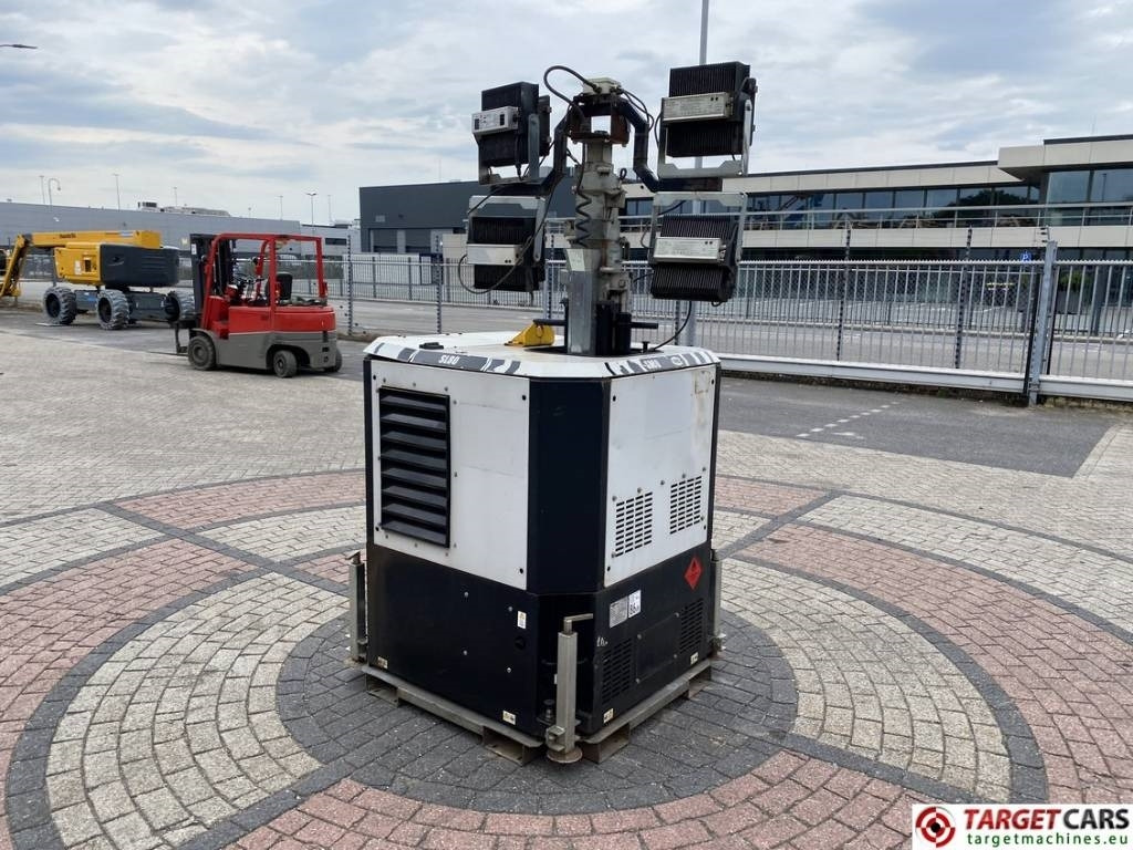 SMC SL80K TowerLight 4x300W Led SL80 - Осветителна кула: снимка 3 SMC SL80K TowerLight 4x300W Led SL80 - Осветителна кула: снимка 3