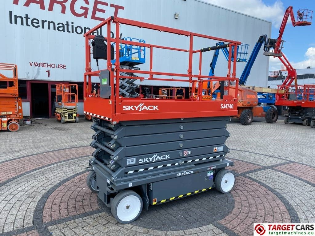 SkyJack SJ4740 Electric 4740 Scissor Work Lift 1380cm - Ножична работна платформа: снимка 1 SkyJack SJ4740 Electric 4740 Scissor Work Lift 1380cm - Ножична работна платформа: снимка 1