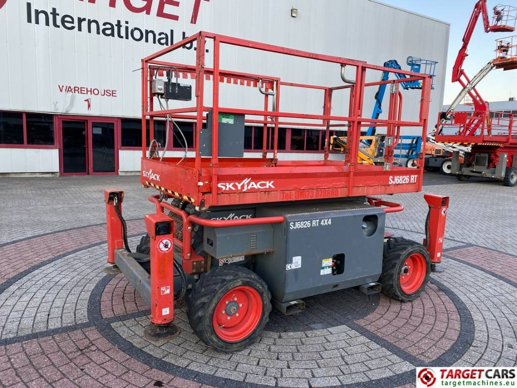 SkyJack SJ6826RT Diesel 4x4 Scissor 6826 Work Lift 992cm  - Ножична работна платформа: снимка 1 SkyJack SJ6826RT Diesel 4x4 Scissor 6826 Work Lift 992cm  - Ножична работна платформа: снимка 1