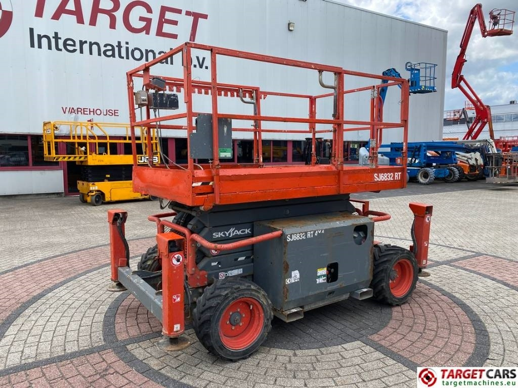 SkyJack SJ6832 RT 6832 Diesel 4x4 Scissor Work Lift 1180cm  - Ножична работна платформа: снимка 1 SkyJack SJ6832 RT 6832 Diesel 4x4 Scissor Work Lift 1180cm  - Ножична работна платформа: снимка 1