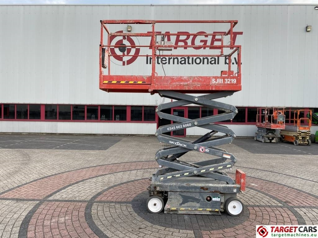 SkyJack SJIII-3219 Electric 3219 Scissor Work Lift 780cm - Ножична работна платформа: снимка 5 SkyJack SJIII-3219 Electric 3219 Scissor Work Lift 780cm - Ножична работна платформа: снимка 5