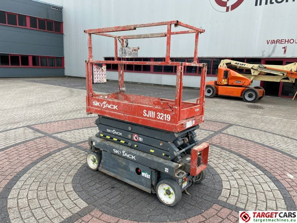 SkyJack SJIII-3219 Electric Scissor Work Lift 780cm - Ножична работна платформа: снимка 4 SkyJack SJIII-3219 Electric Scissor Work Lift 780cm - Ножична работна платформа: снимка 4