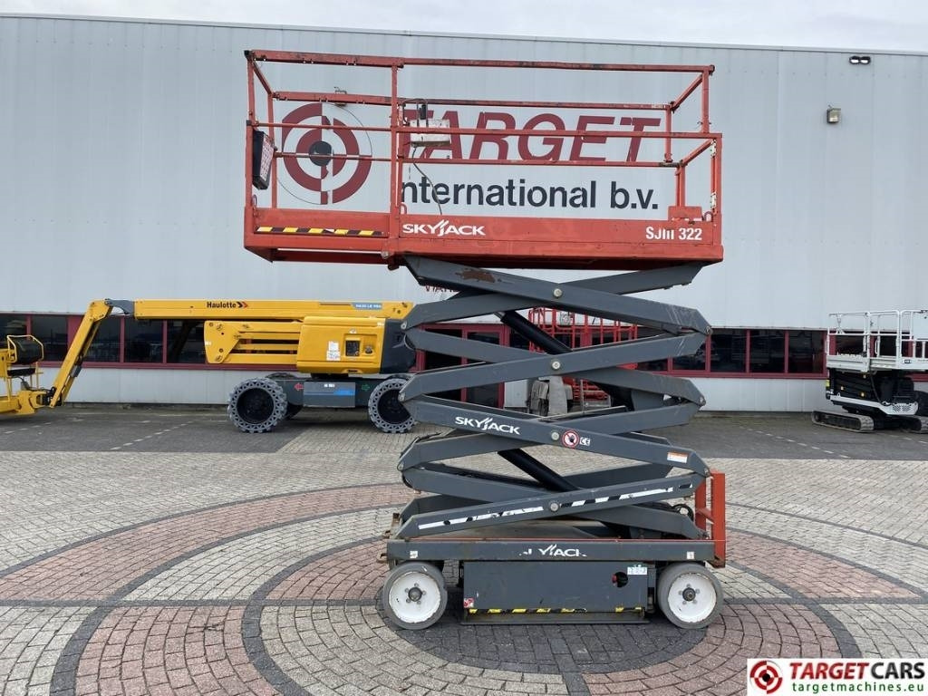 SkyJack SJIII-3226 Electric 3226 Scissor Work Lift 990cm - Ножична работна платформа: снимка 5 SkyJack SJIII-3226 Electric 3226 Scissor Work Lift 990cm - Ножична работна платформа: снимка 5