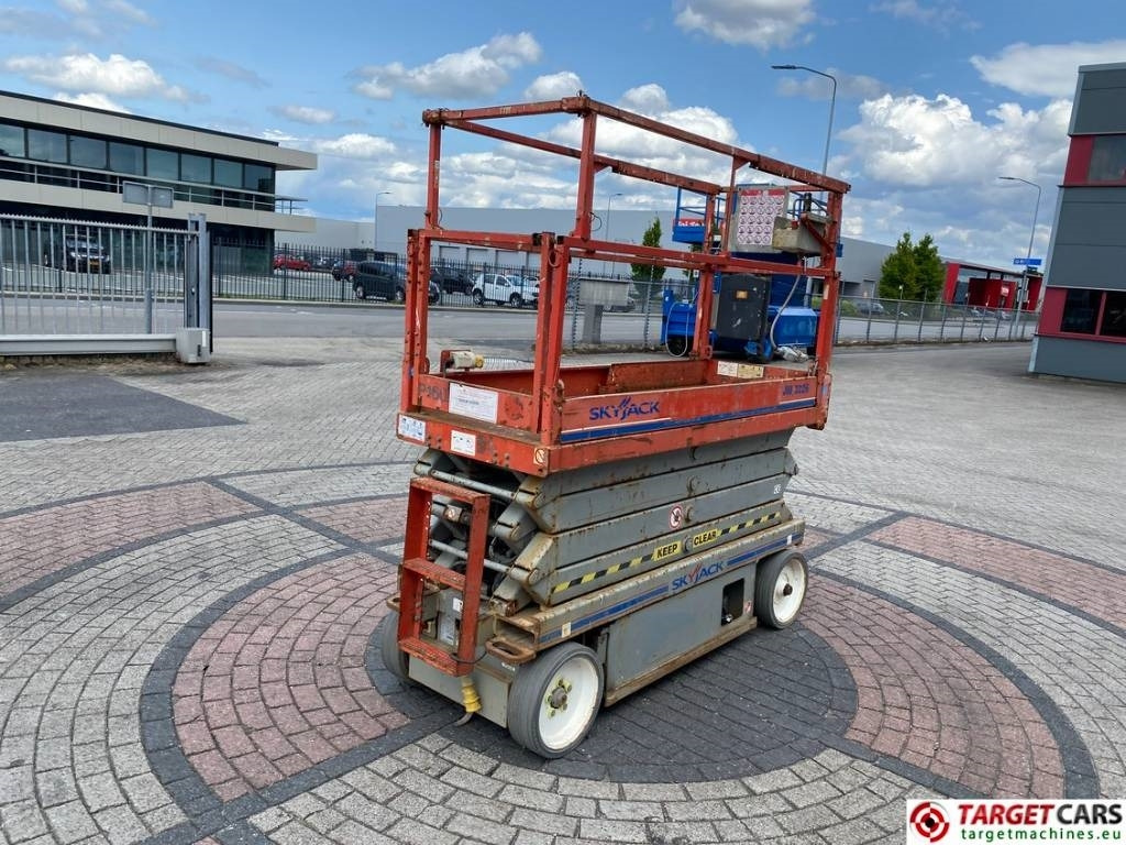 SkyJack SJIII-3226 Electric 3226 Scissor Work Lift 990cm - Ножична работна платформа: снимка 3 SkyJack SJIII-3226 Electric 3226 Scissor Work Lift 990cm - Ножична работна платформа: снимка 3