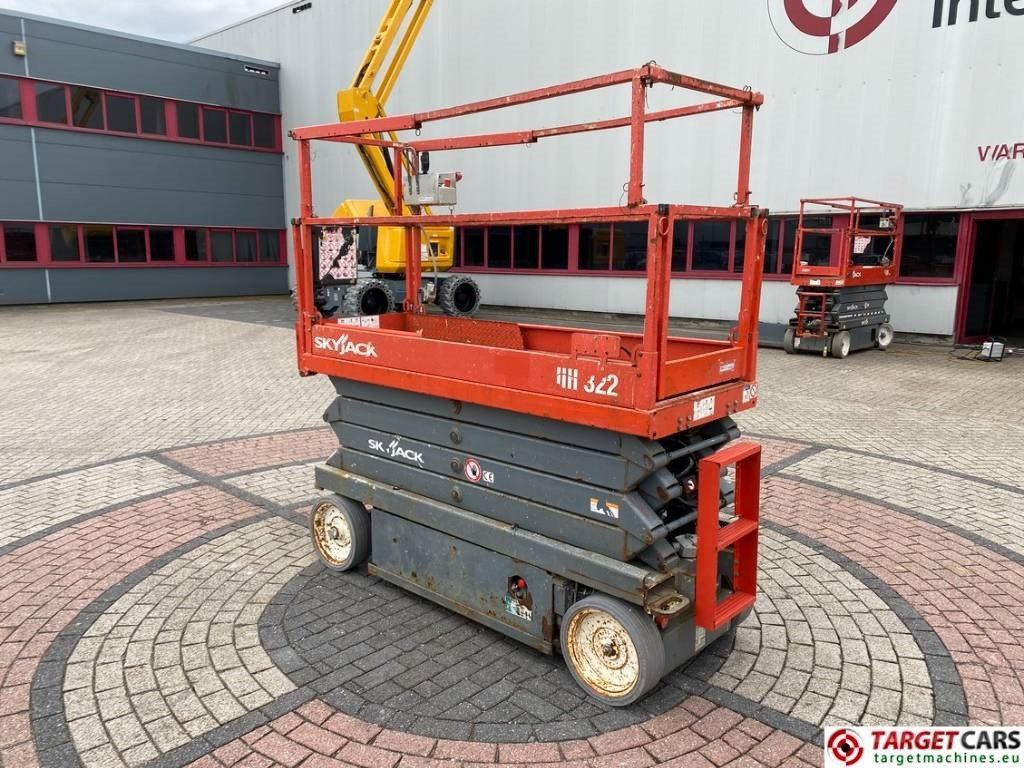 SkyJack SJIII-3226 Electric 3226 Scissor Work Lift 990cm - Ножична работна платформа: снимка 4 SkyJack SJIII-3226 Electric 3226 Scissor Work Lift 990cm - Ножична работна платформа: снимка 4