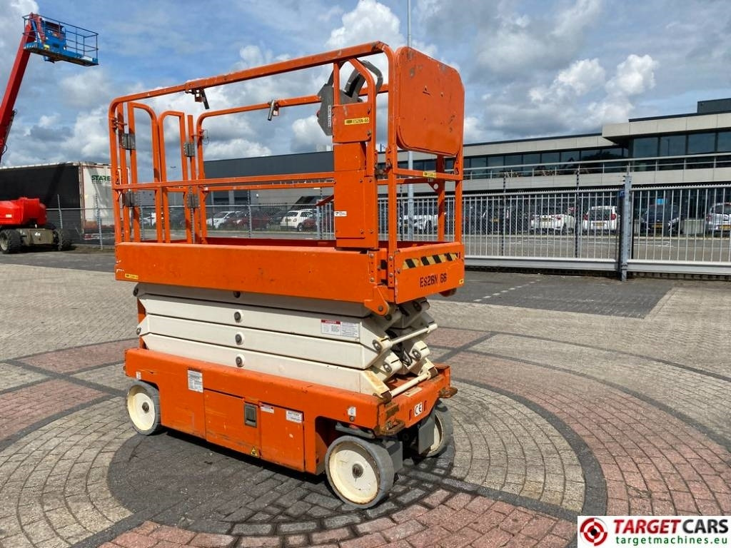 Snorkel S3226E Electric Scissor Work Lift 990cm - Ножична работна платформа: снимка 2 Snorkel S3226E Electric Scissor Work Lift 990cm - Ножична работна платформа: снимка 2