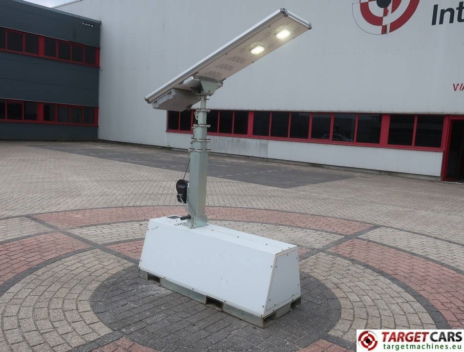 Trime X-Pole Solar Panel 50W Led Tower Light - Осветителна кула: снимка 4 Trime X-Pole Solar Panel 50W Led Tower Light - Осветителна кула: снимка 4