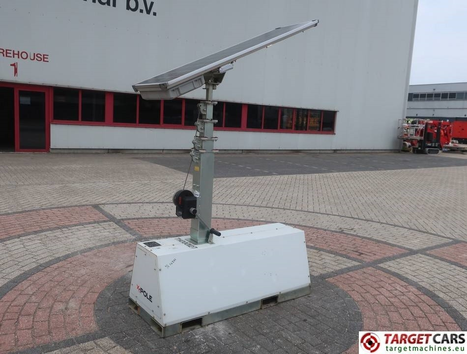 Trime X-Pole Solar Panel 50W Led Tower Light - Осветителна кула: снимка 1 Trime X-Pole Solar Panel 50W Led Tower Light - Осветителна кула: снимка 1