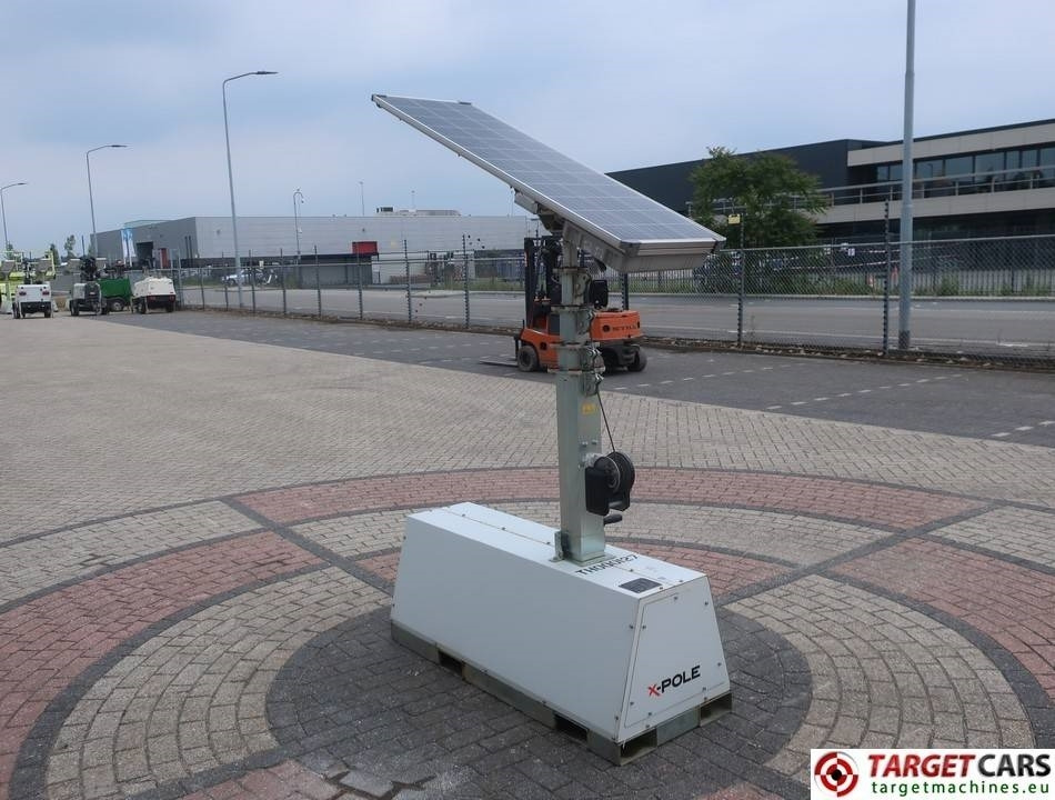 Trime X-Pole Solar Panel 50W Led Tower Light - Осветителна кула: снимка 2 Trime X-Pole Solar Panel 50W Led Tower Light - Осветителна кула: снимка 2