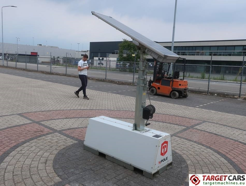 Trime X-Pole Tower Light 2x25W Led Solar Panel - Осветителна кула: снимка 2 Trime X-Pole Tower Light 2x25W Led Solar Panel - Осветителна кула: снимка 2
