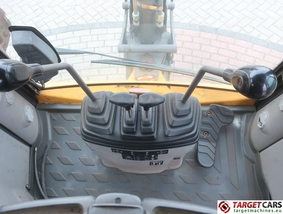 Лизинг на Volvo BL60B Backhoe 4x4 Loader  Volvo BL60B Backhoe 4x4 Loader: снимка 33