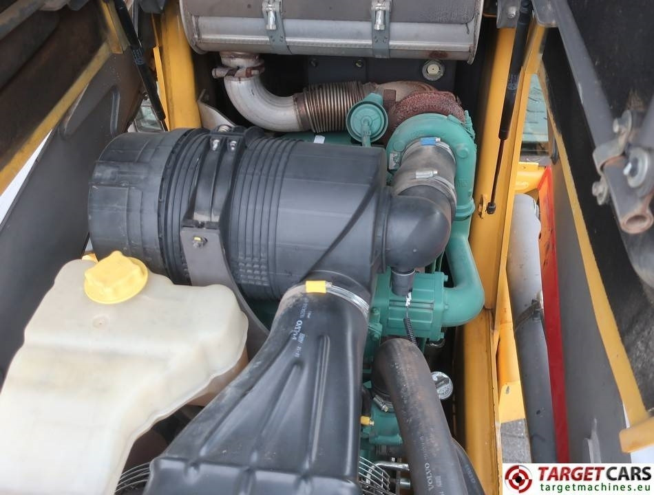 Лизинг на Volvo BL60B Backhoe 4x4 Loader  Volvo BL60B Backhoe 4x4 Loader: снимка 13