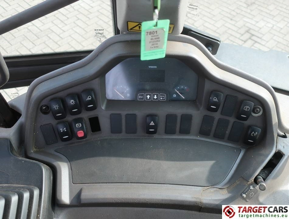 Лизинг на Volvo BL60B Backhoe 4x4 Loader  Volvo BL60B Backhoe 4x4 Loader: снимка 7