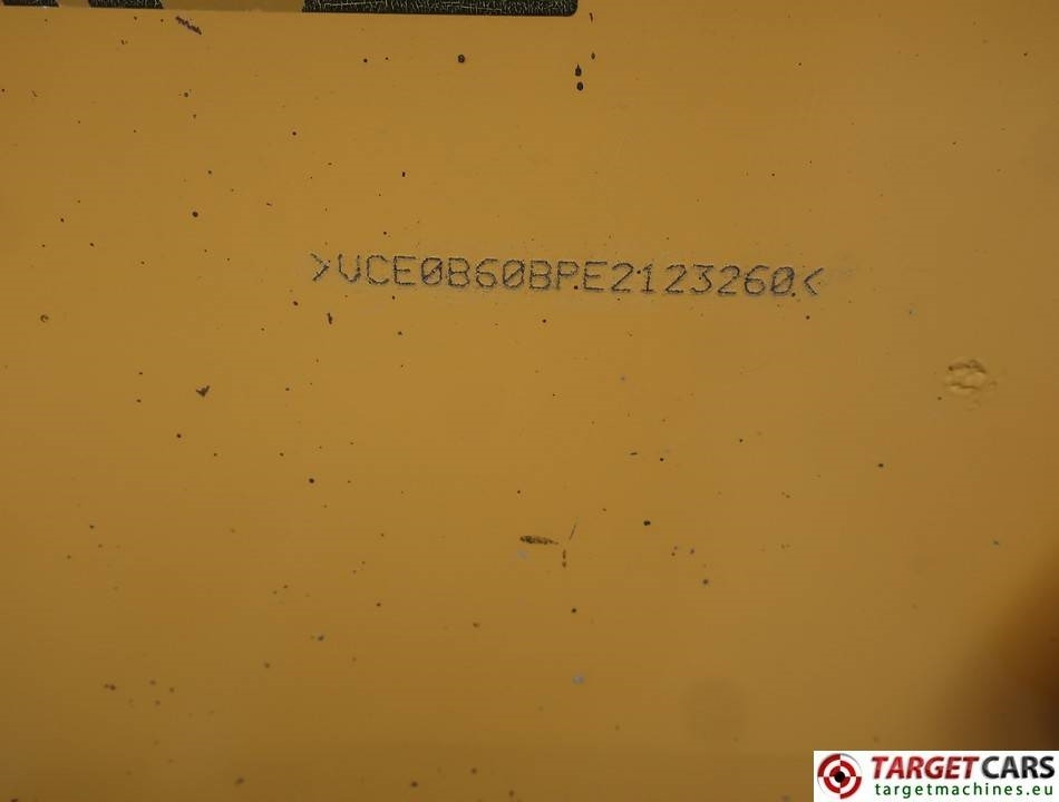 Лизинг на Volvo BL60B Backhoe 4x4 Loader  Volvo BL60B Backhoe 4x4 Loader: снимка 9