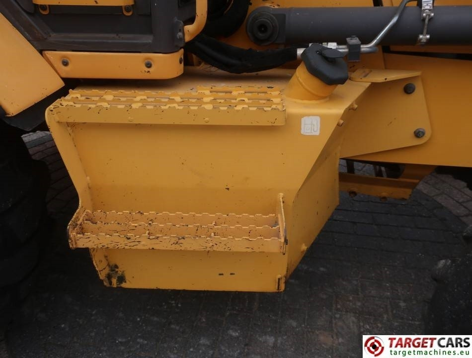 Лизинг на Volvo BL60B Backhoe 4x4 Loader  Volvo BL60B Backhoe 4x4 Loader: снимка 30