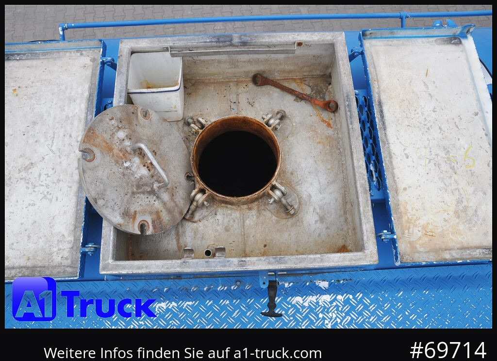 HENDRICKS,GOCH ca 32m³ Vogelsang Pumpe Gülle Sickerwasser - Полуремарке цистерна: снимка 4 HENDRICKS,GOCH ca 32m³ Vogelsang Pumpe Gülle Sickerwasser - Полуремарке цистерна: снимка 4