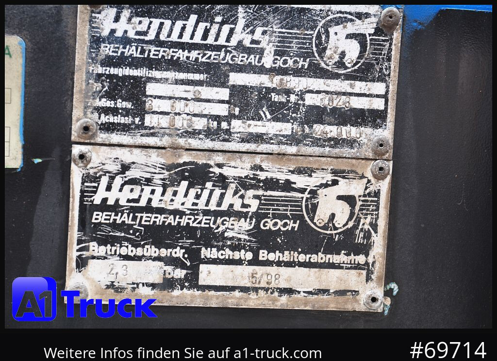 HENDRICKS,GOCH ca 32m³ Vogelsang Pumpe Gülle Sickerwasser - Полуремарке цистерна: снимка 5 HENDRICKS,GOCH ca 32m³ Vogelsang Pumpe Gülle Sickerwasser - Полуремарке цистерна: снимка 5