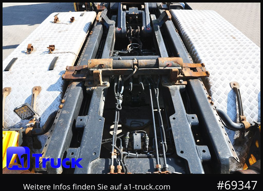 MAN TGX 26.460 XLX BL 6x2, Meiller, Funk - Мултилифт с кука камион: снимка 3 MAN TGX 26.460 XLX BL 6x2, Meiller, Funk - Мултилифт с кука камион: снимка 3