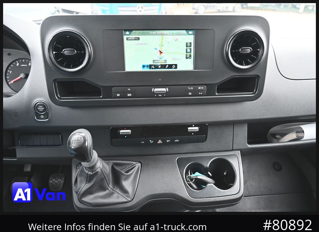 MERCEDES-BENZ Sprinter 317 CDI Fahrgestell, NEU, Klima, Tempomat, 3-Sitzer - Шаси кабина: снимка 3 MERCEDES-BENZ Sprinter 317 CDI Fahrgestell, NEU, Klima, Tempomat, 3-Sitzer - Шаси кабина: снимка 3